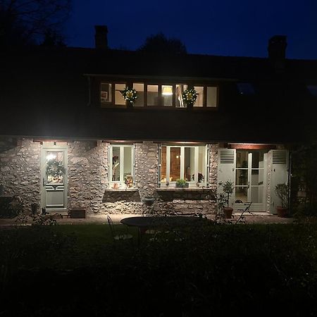 Le Clos Des Songes Blaru Eksteriør bilde